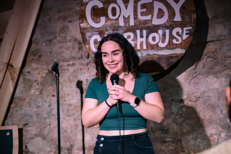 Mariah Girouard performs stand up comedy at the Comedy Clubhouse in Barcelona